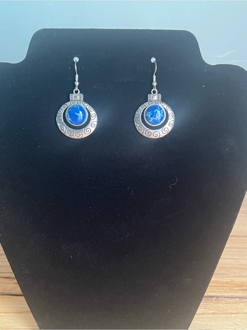 Silver-Tone Blue Stone Dangle Earrings-New - Picture 3 of 4